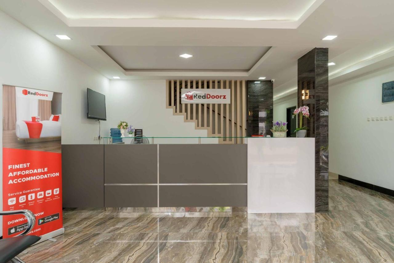 Reddoorz Plus Near Eka Hospital Bsd 5 Dadap Exteriör bild